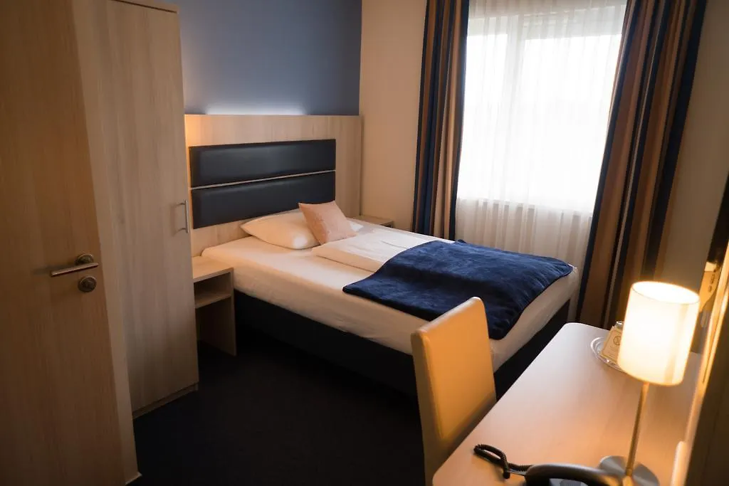 ***  Hotel Roedelheimer Hof - Am Wasserturm Frankfurt am Main Germany